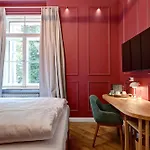 Hotel Uhland 3*