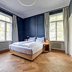 Uhland Monaco di Baviera