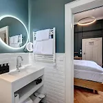 Hotel Uhland 3*
