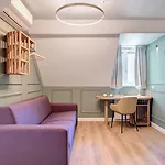 Uhland Hotel 3*