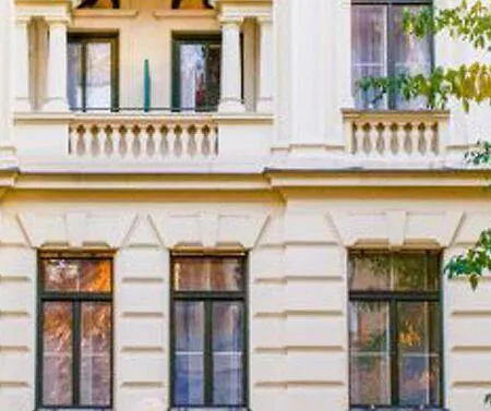 فندق أولاند 3*