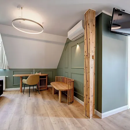 أولاند فندق 3*