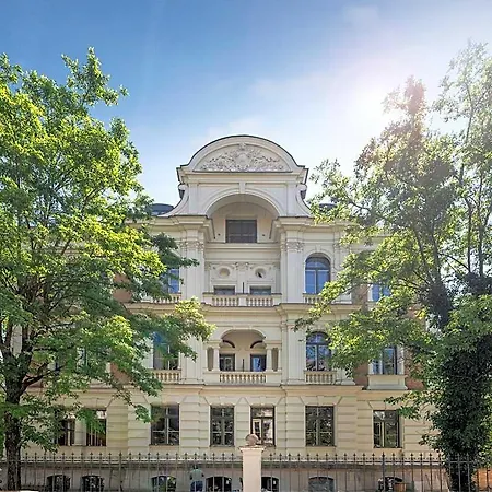 Uhland Szálloda München