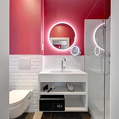 Uhland Hotel 3*