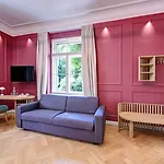 Hotel Uhland 3*
